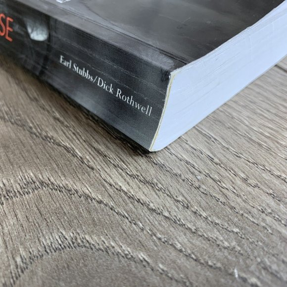 The Brown Recluse By Earl Stubbs & Dick Rothwell 2008 PB Signed By Earl Stubbs - Picture 3 of 10